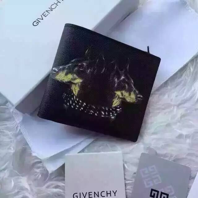 個性的なデザ 人気ブランドGivenchy 実物の写真 N品スーパーコピー代引き対応国内発送後払い安全必ず届く優良サイト